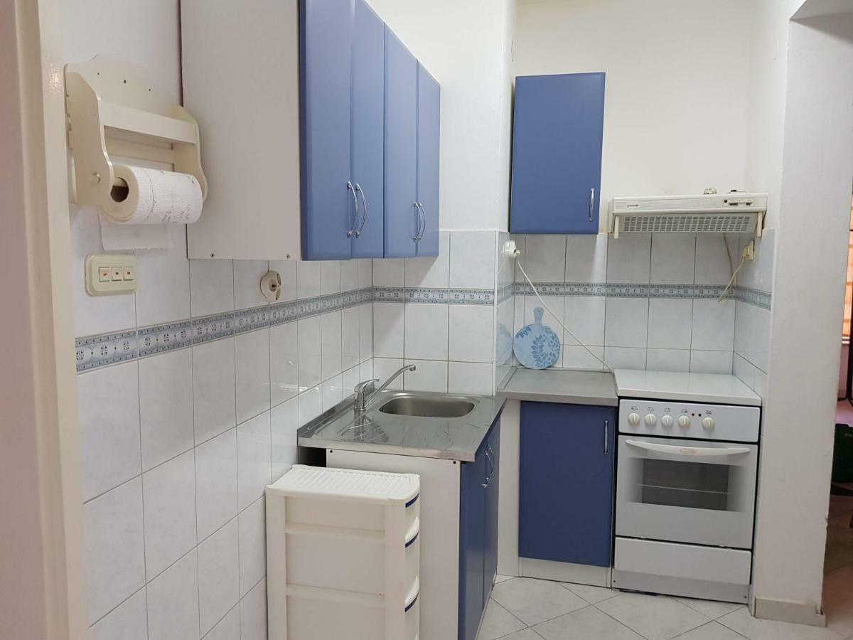 Mare Azzurro Apartments Пула Экстерьер фото