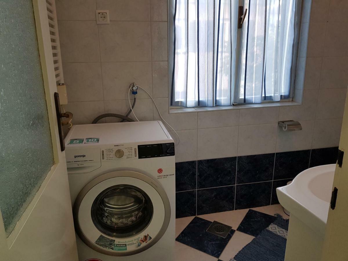Mare Azzurro Apartments Пула Экстерьер фото